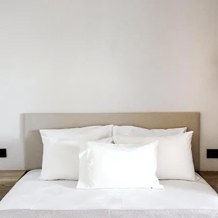 Отель Pnoe Sea View 4*